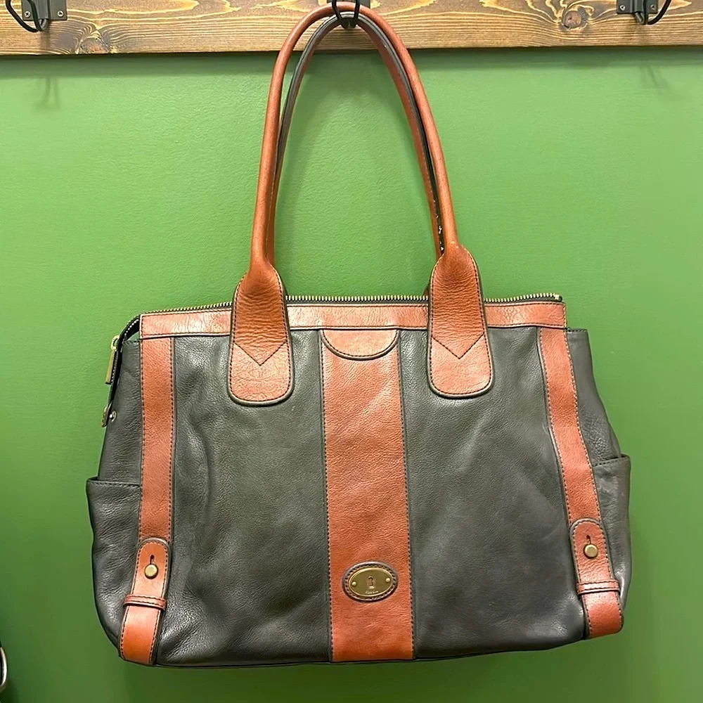 RARE VRI Fossil Weekender Vintage Re-Issue Tote Like New